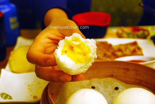 Steamed Custard Bun With Salty Egg Yolk @ Tim Ho Wan, Hong Kong